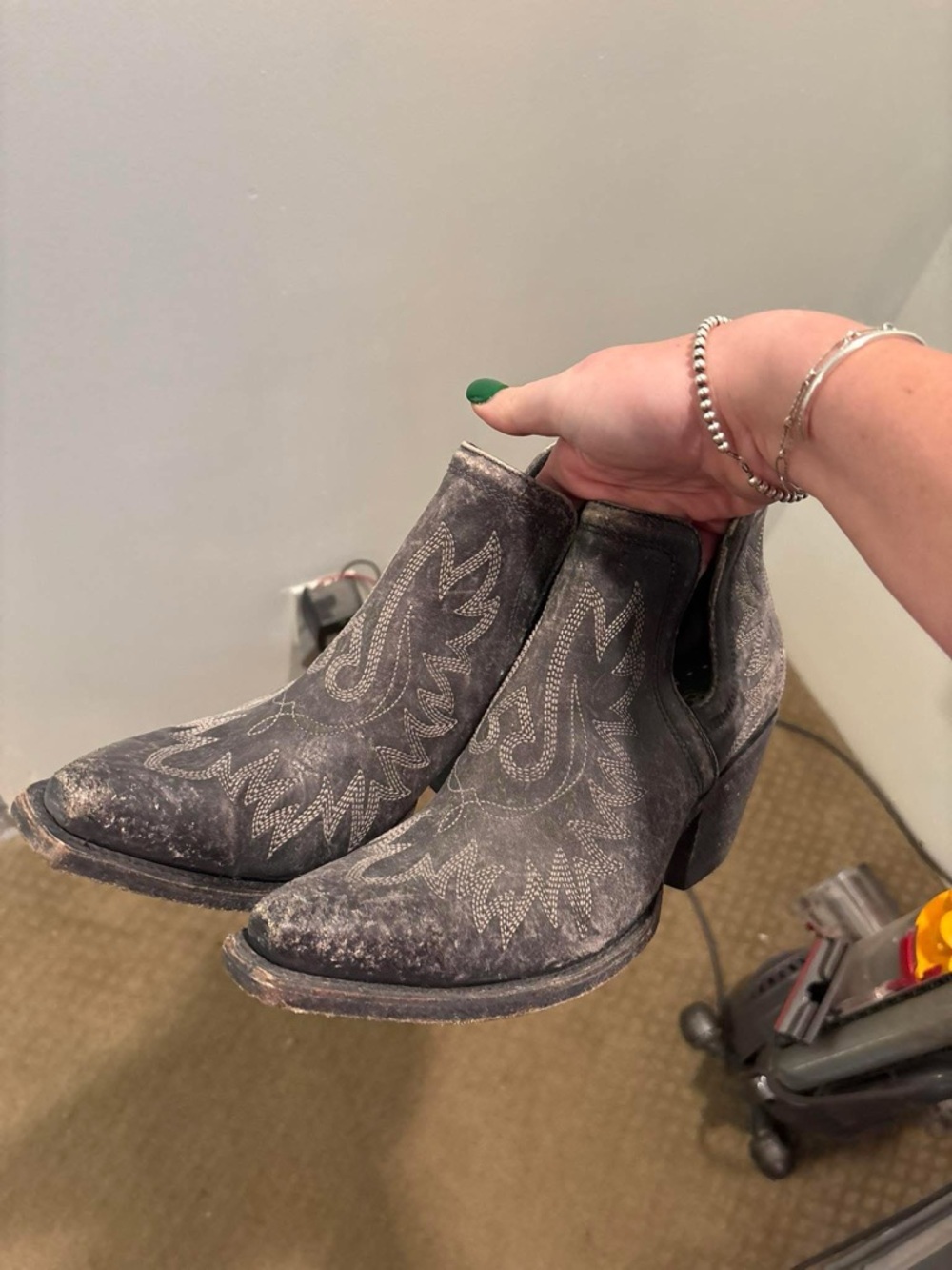 Ariat Dixons